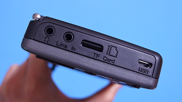 マイクロSDカード_SRW-810(D11553)