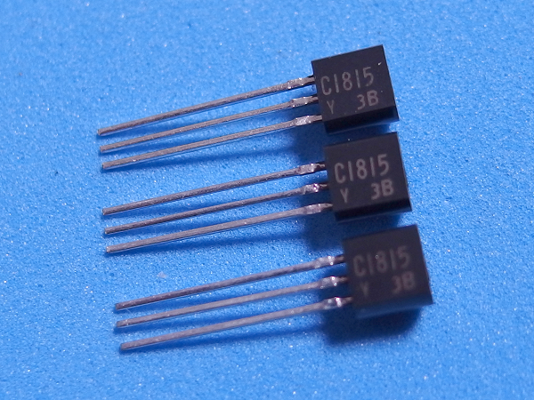 トランジスタ_2SC1815-Y_TR-4150