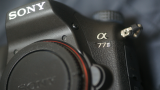 α77II(ILCA-77M2)