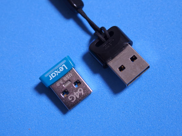 LJDS45-64GABJPとSP016GBUF3J06V1D