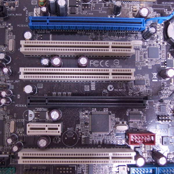 PCIとPCIe