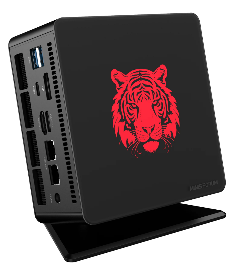 UM780 XTX